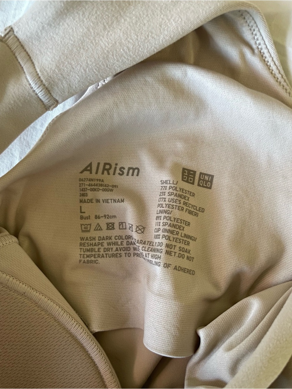 Uniqlo V-Neck Cropped Tank Top Size Large - Picture 5 of 6